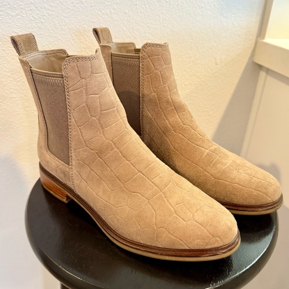 Clark’s Booties - Picture 1 of 9